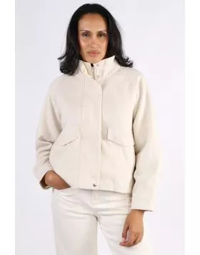 Blackstone Amaya Zip Front Crop Jacket adds instant style to any look cropped length and clean lines, with zip front ease. It balances structure, stretch and is super soft, making it the easy choice for everyday wear. The Amaya will become your go to laye