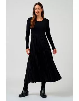 Madly Sweetly Nova Dress In Black