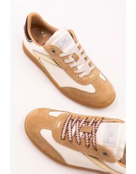 0'105 Nova Sneaker In White