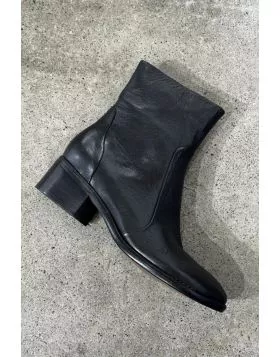 Payzees Boot By Django & Juliette In Black