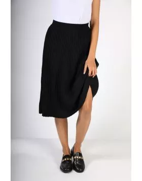 Spanner Pleated Skirt in Black